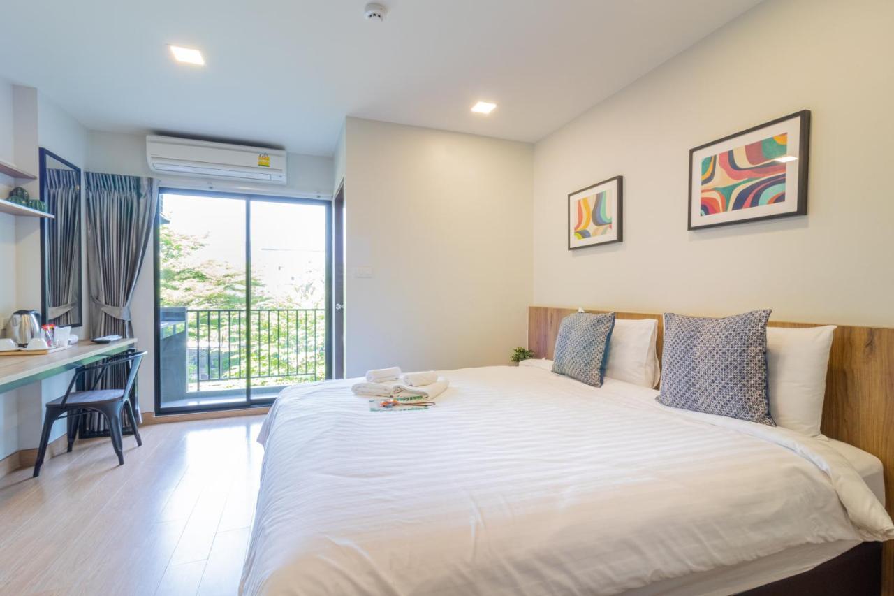 Casa Luxe Hotel And Resident Bangkok Exterior photo