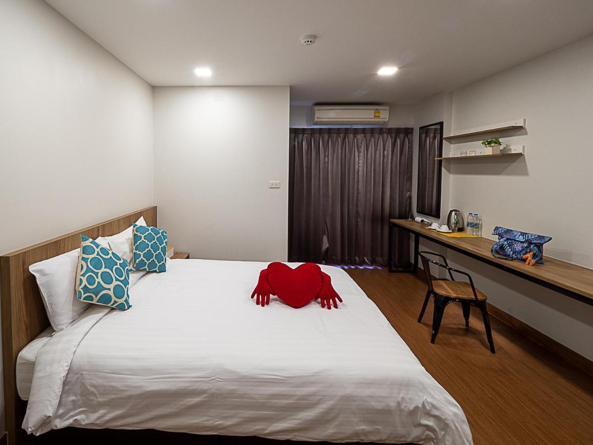 Casa Luxe Hotel And Resident Bangkok Exterior photo