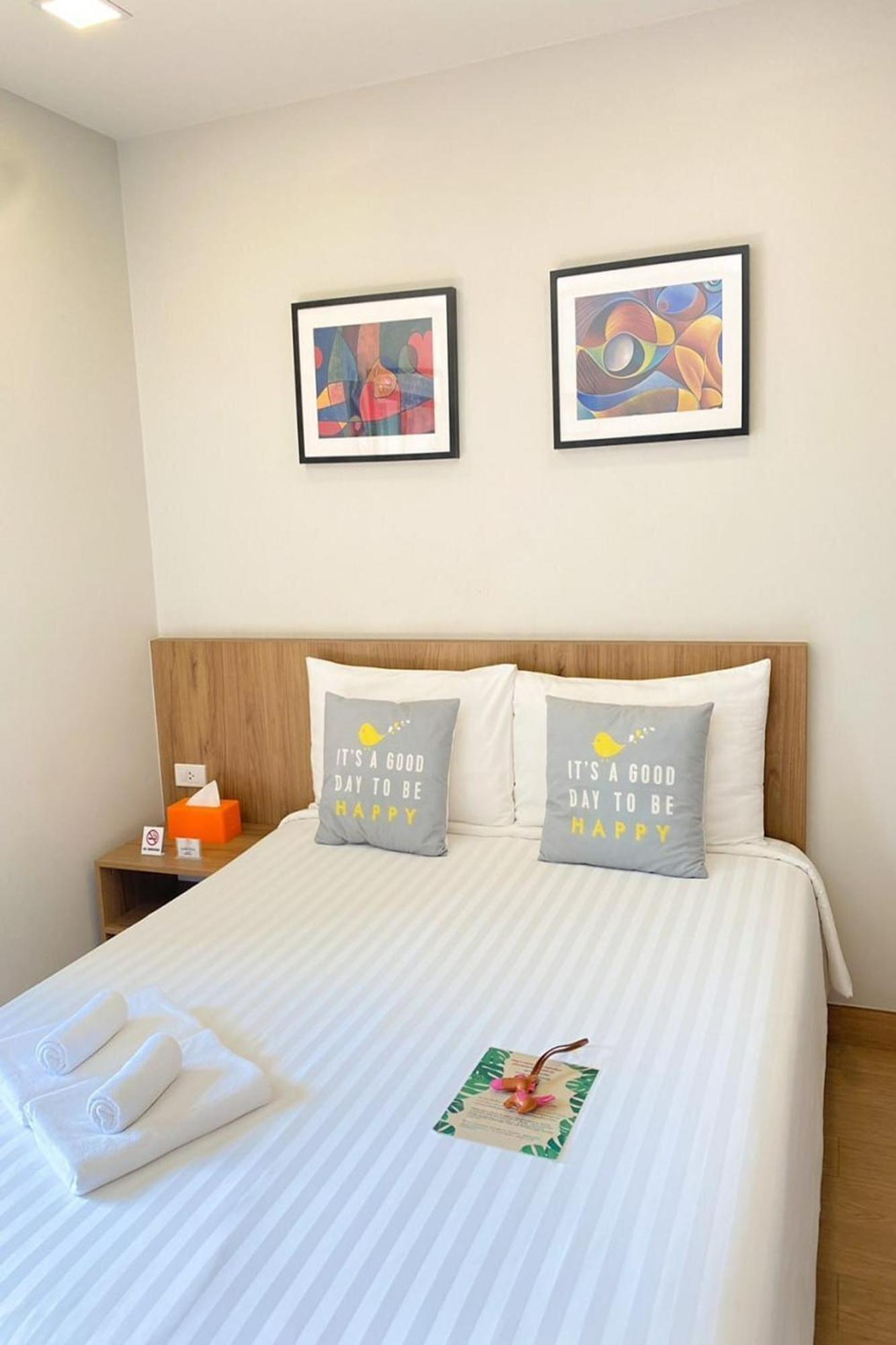 Casa Luxe Hotel And Resident Bangkok Exterior photo