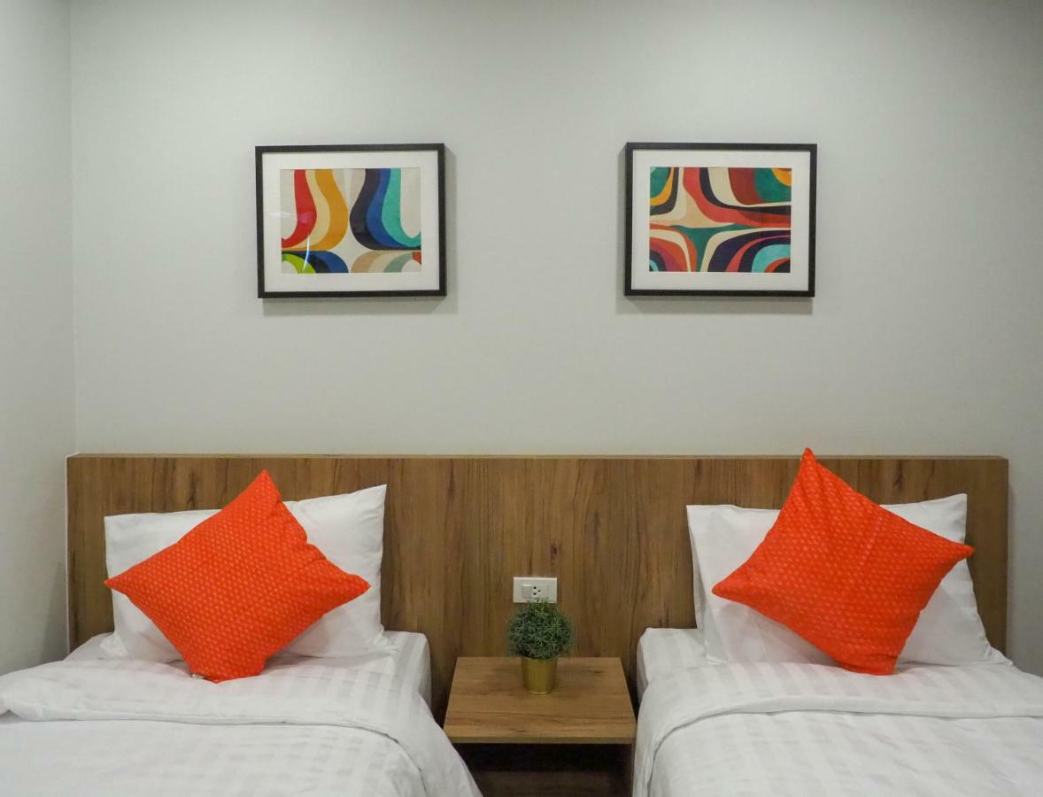 Casa Luxe Hotel And Resident Bangkok Exterior photo
