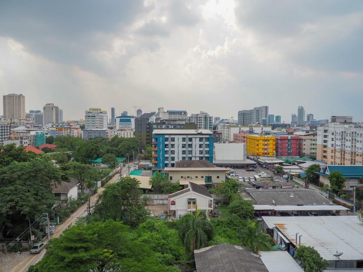 Casa Luxe Hotel And Resident Bangkok Exterior photo